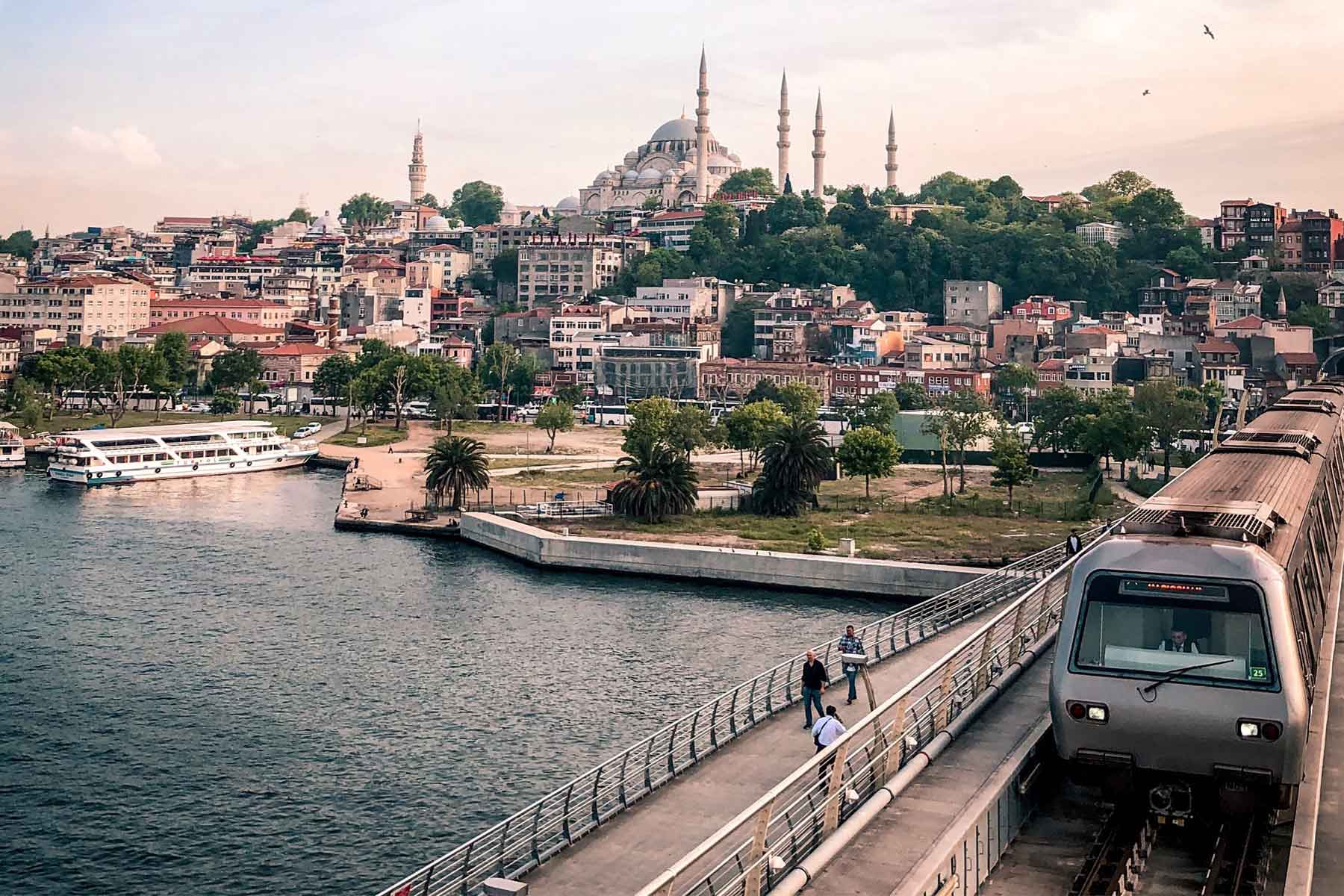 تور کم هزینه استانبول