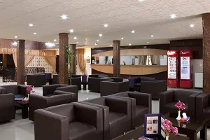 تور کیش هتل آبادگران