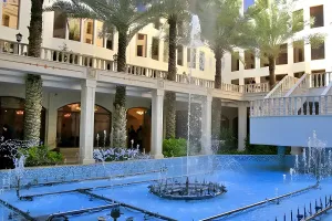 تور کیش هتل سنتی امیرکبیر