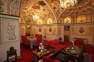 تور کیش هتل سنتی امیرکبیر