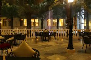 تور کیش هتل سنتی امیرکبیر