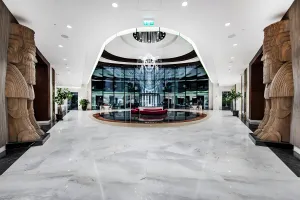 تور کیش هتل آریا