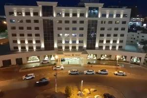 تور کیش هتل لیلیوم