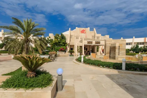 تور کیش هتل مارینا پارک