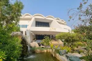 تور کیش هتل سورینت صدف