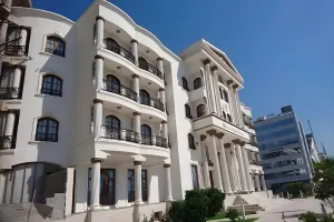 تور کیش هتل سورینت مریم